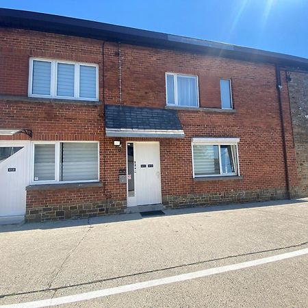 1-D011 Superbe Appartement Spacieux Tres Calme Charleroi Extérieur photo